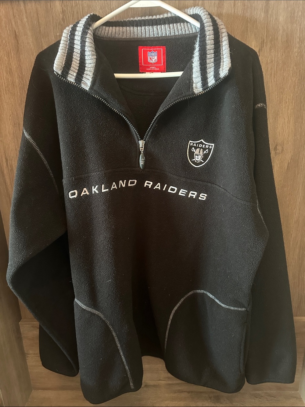 Oakland Raiders Black Quarter-Zip Fleece Pullover
